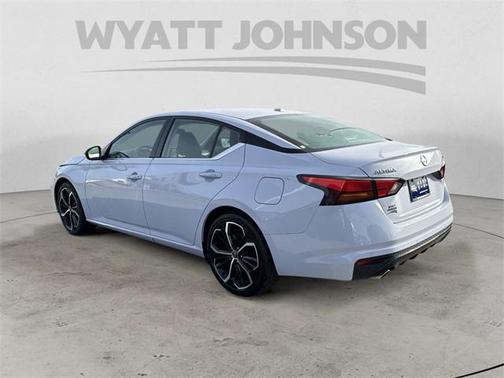 2024 Nissan Altima SR FWD