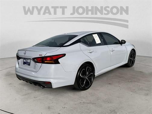 2024 Nissan Altima SR FWD