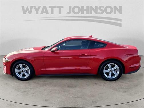 2021 Ford Mustang EcoBoost