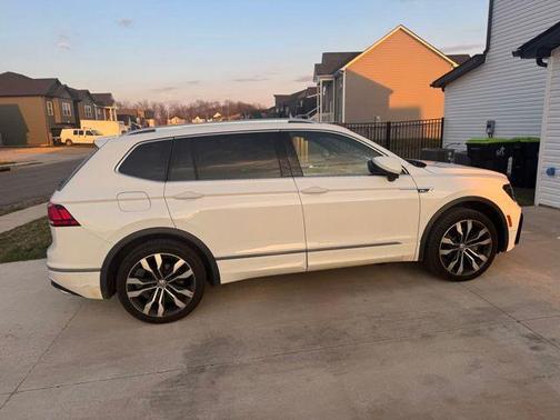 2020 Volkswagen Tiguan 2.0T SEL R-Line 4MOTION