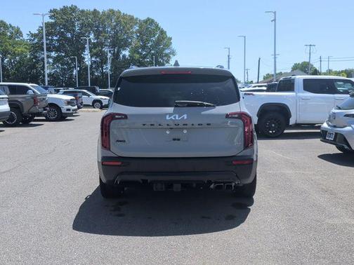 Wolf Gray 2022 Kia Telluride SX