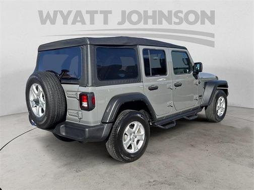 2022 Jeep Wrangler Unlimited Sport