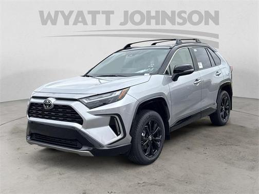 2025 Toyota RAV4 Hybrid SE