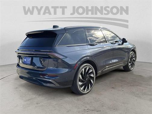 2024 Lincoln Nautilus Reserve