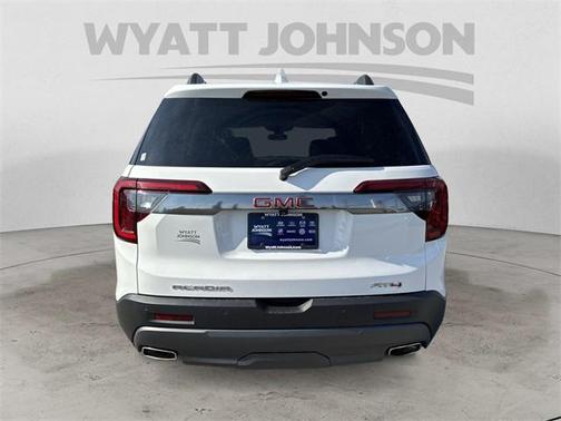 2023 GMC Acadia AWD AT4