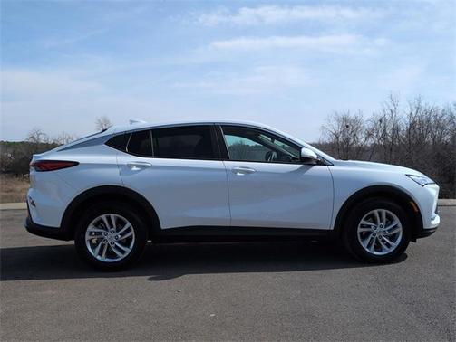 2025 Buick Envista Preferred FWD