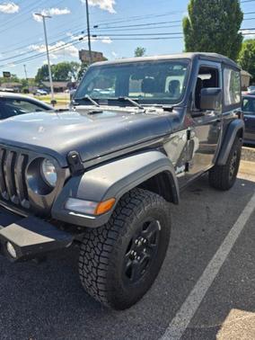 Granite Crystal Metallic Clearcoat 2018 Jeep Wrangler Sport