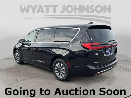 2024 Chrysler Pacifica Hybrid Select