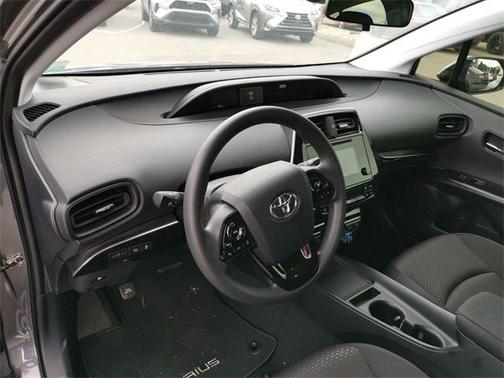 2019 Toyota Prius LE