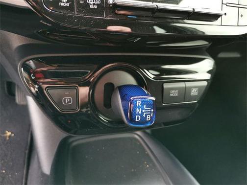 2019 Toyota Prius LE
