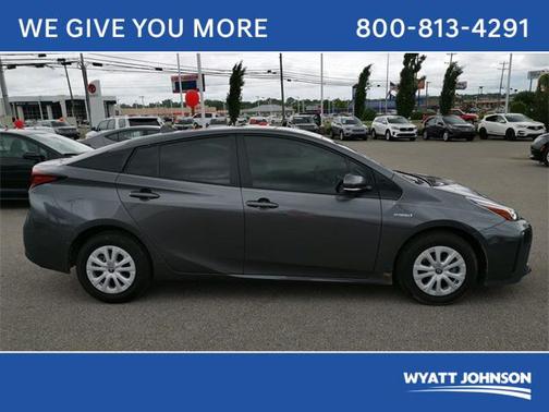 2019 Toyota Prius LE