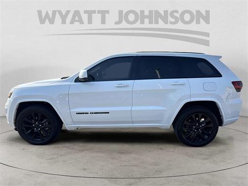 2017 Jeep Grand Cherokee Altitude