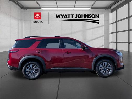 2024 Nissan Pathfinder SV FWD