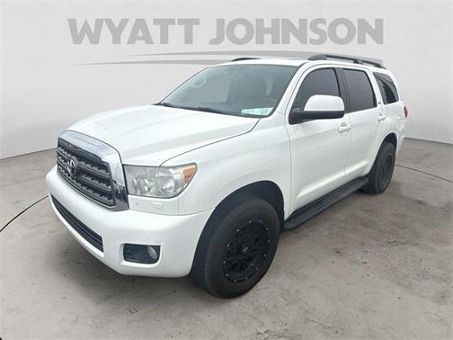 2017 Toyota Sequoia SR5