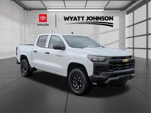 2024 Chevrolet Colorado WT