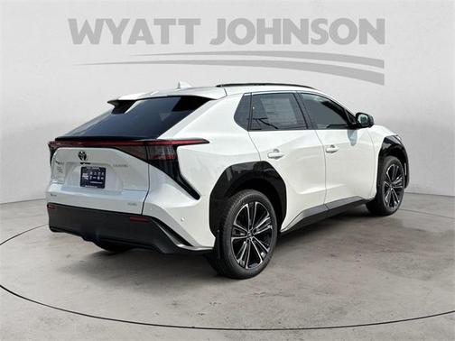 2025 Toyota bZ4X Limited