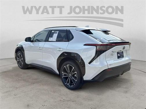 2025 Toyota bZ4X Limited