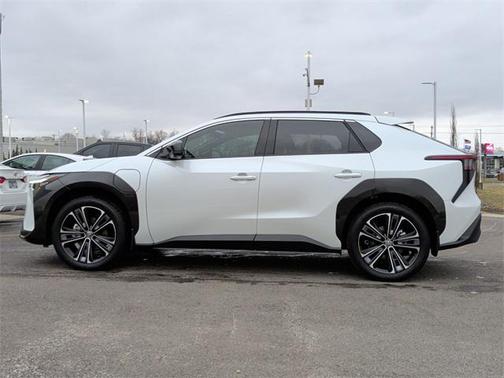 2025 Toyota bZ4X Limited