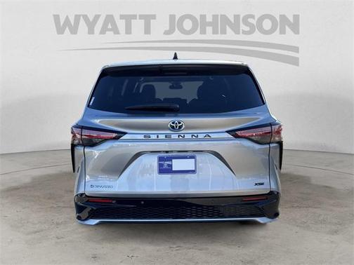 2025 Toyota Sienna XSE 7 Passenger