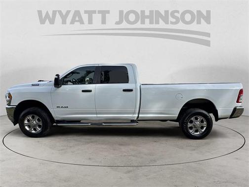 2024 RAM 2500 Big Horn Crew Cab 4x4 8' Box