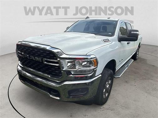 2024 RAM 2500 Big Horn Crew Cab 4x4 8' Box