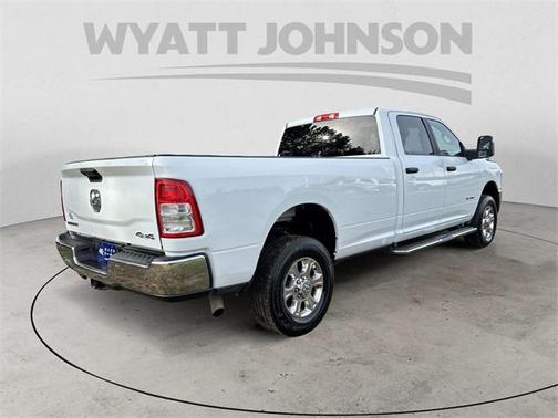 2024 RAM 2500 Big Horn Crew Cab 4x4 8' Box