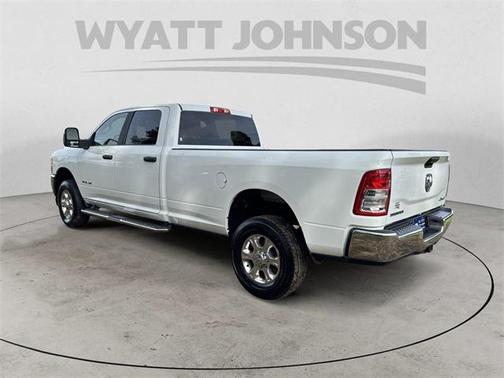 2024 RAM 2500 Big Horn Crew Cab 4x4 8' Box