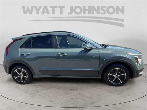2023 Kia Niro EX