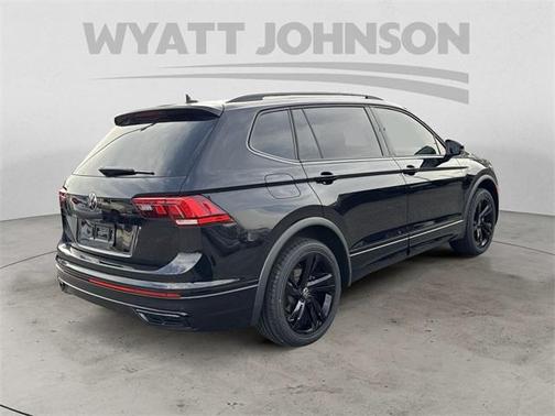 2023 Volkswagen Tiguan 2.0T SE R-Line Black 4MOTION