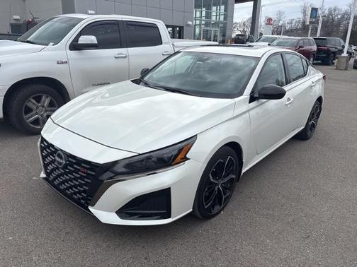 2025 Nissan Altima SR AWD