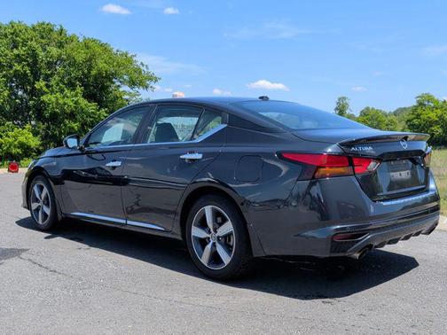 Storm Blue Metallic 2021 Nissan Altima 2.5 SV