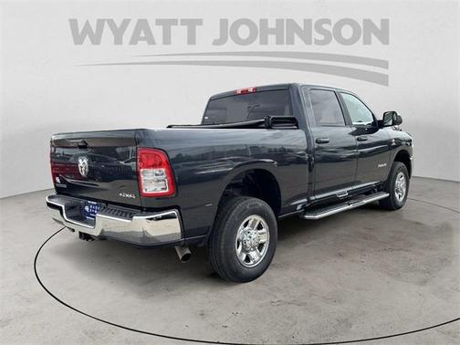 2022 RAM 2500 Big Horn Crew Cab 4x4 6'4' Box