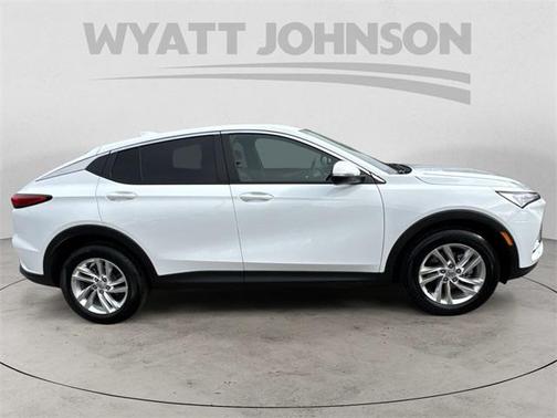 2025 Buick Envista Preferred FWD