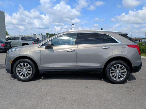 Bronze Dune Metallic 2017 Cadillac XT5 Luxury