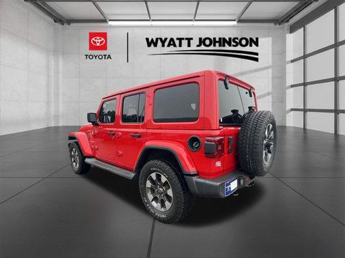 Firecracker Red Clearcoat 2018 Jeep Wrangler Unlimited Sahara