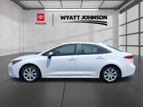 Ice Cap 2024 Toyota Corolla LE