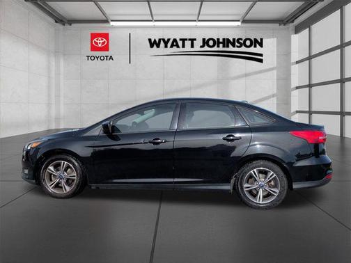 SHADOW BLACK 2018 Ford Focus SE