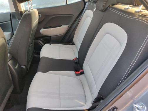 2020 Hyundai VENUE SEL