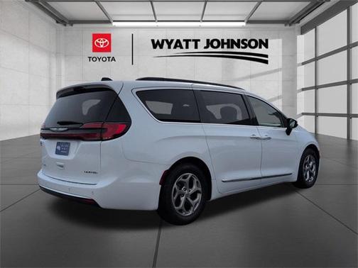 2023 Chrysler Pacifica Limited