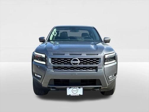 2025 Nissan Frontier SL