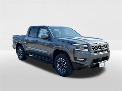 2025 Nissan Frontier SL