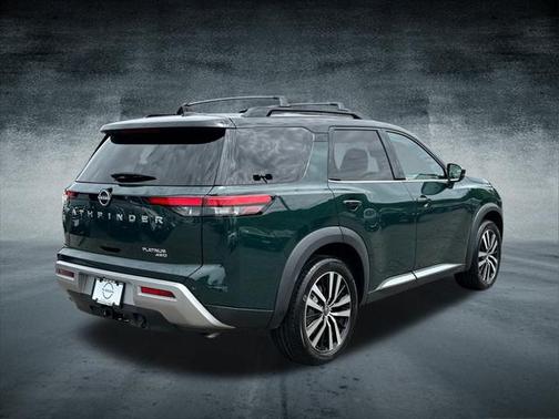 2023 Nissan Pathfinder Platinum 4WD