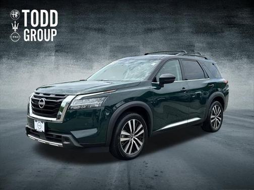 2023 Nissan Pathfinder Platinum 4WD