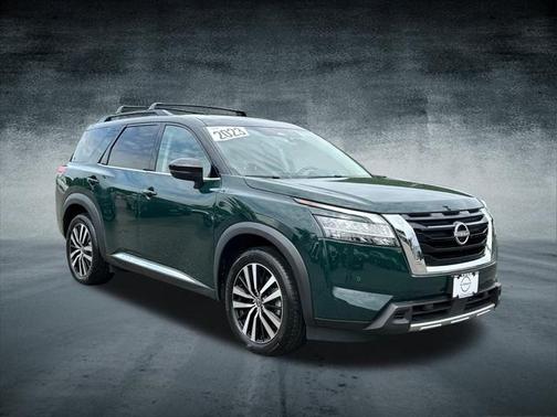 2023 Nissan Pathfinder Platinum 4WD