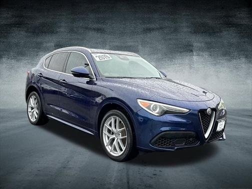 2019 Alfa Romeo Stelvio Base