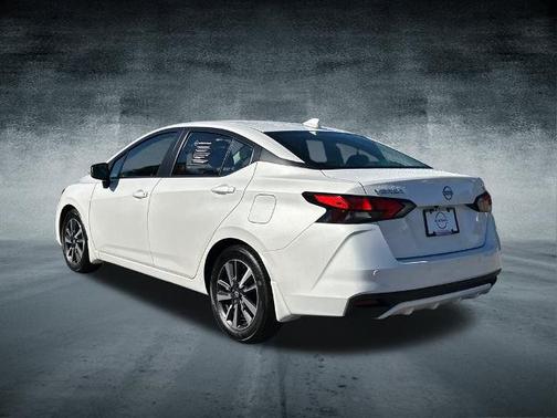 2024 Nissan Versa 1.6 SV