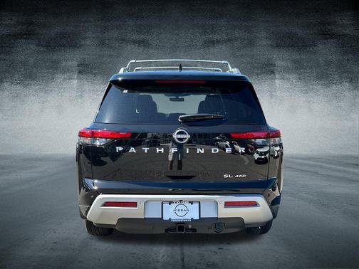 2025 Nissan Pathfinder SL 4WD