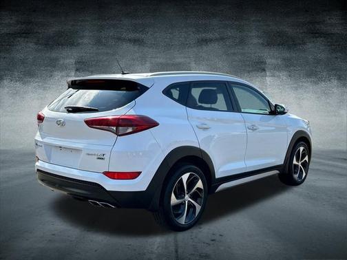 2017 Hyundai TUCSON Sport