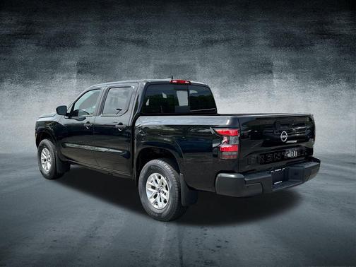 2025 Nissan Frontier S