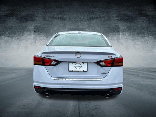 2023 Nissan Altima SR Intelligent AWD